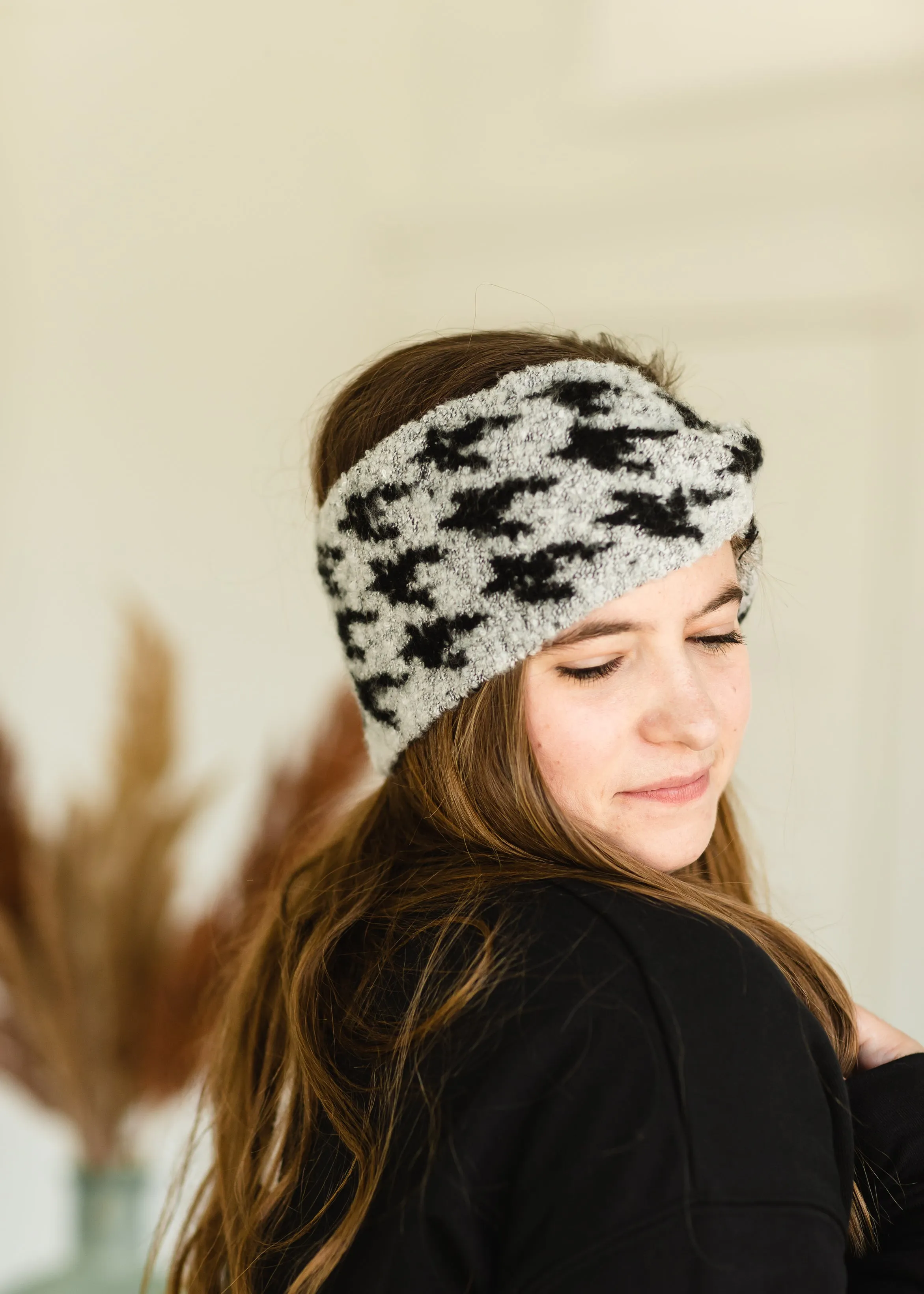 Black Houndstooth Twist Headband