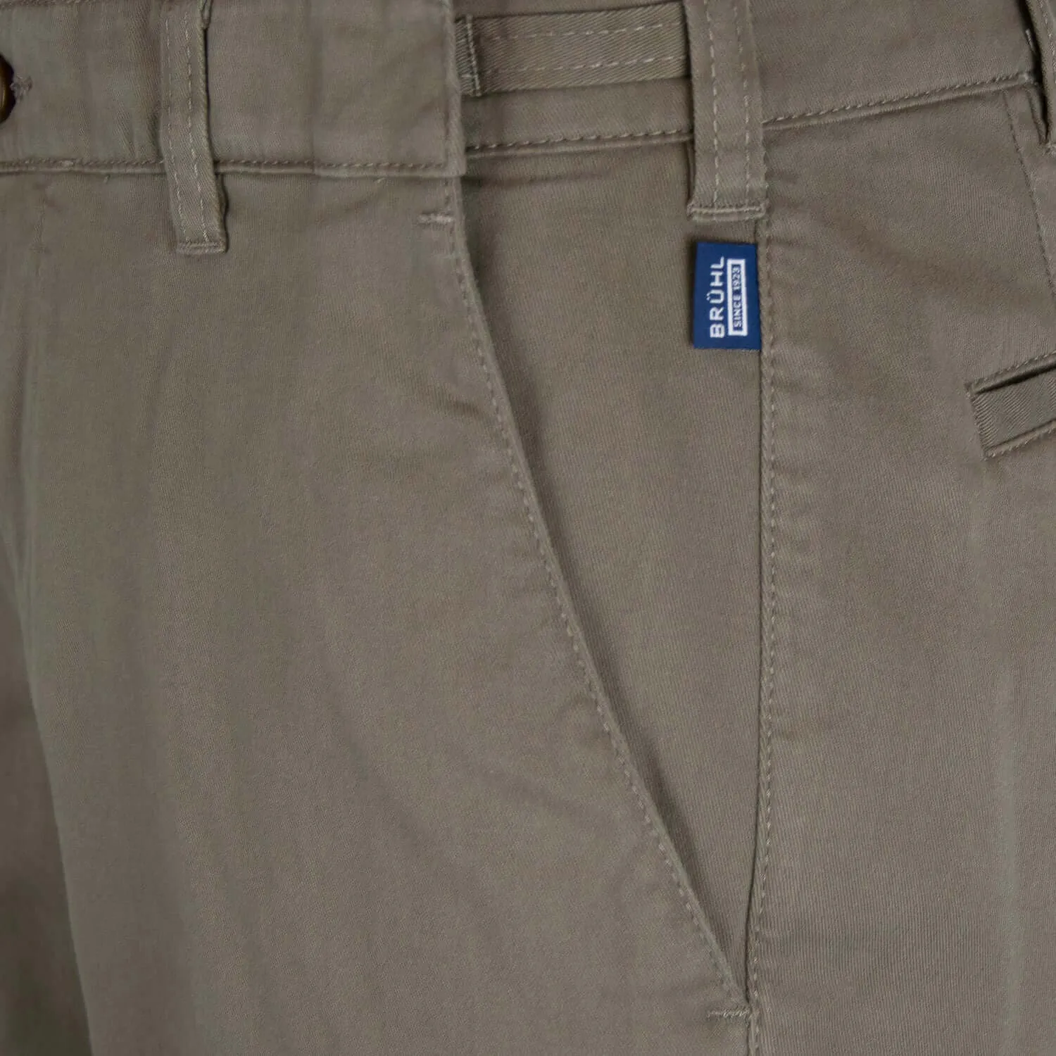 Leeds Chinos